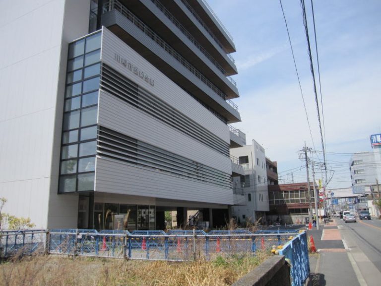 府中街道沿いに「川崎市医師会館」建設中 武蔵小杉の整体院ブログ